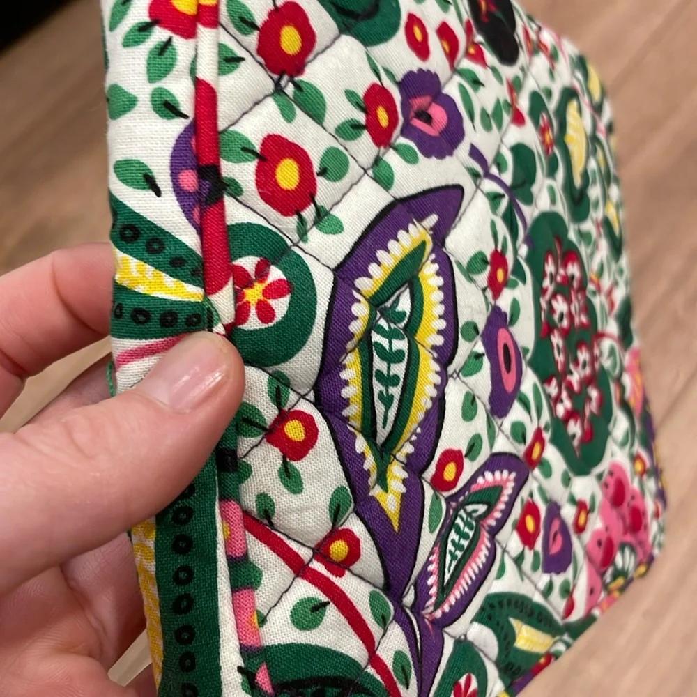 VERA BRADLEY Mini Tablet E-Reader Sleeve Case VIVA LA VERA padded Colorful print